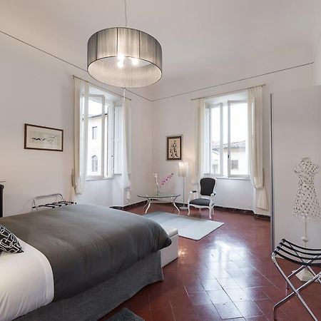 Old Bridge: Historical And Chic Apartment Florenz Exterior foto